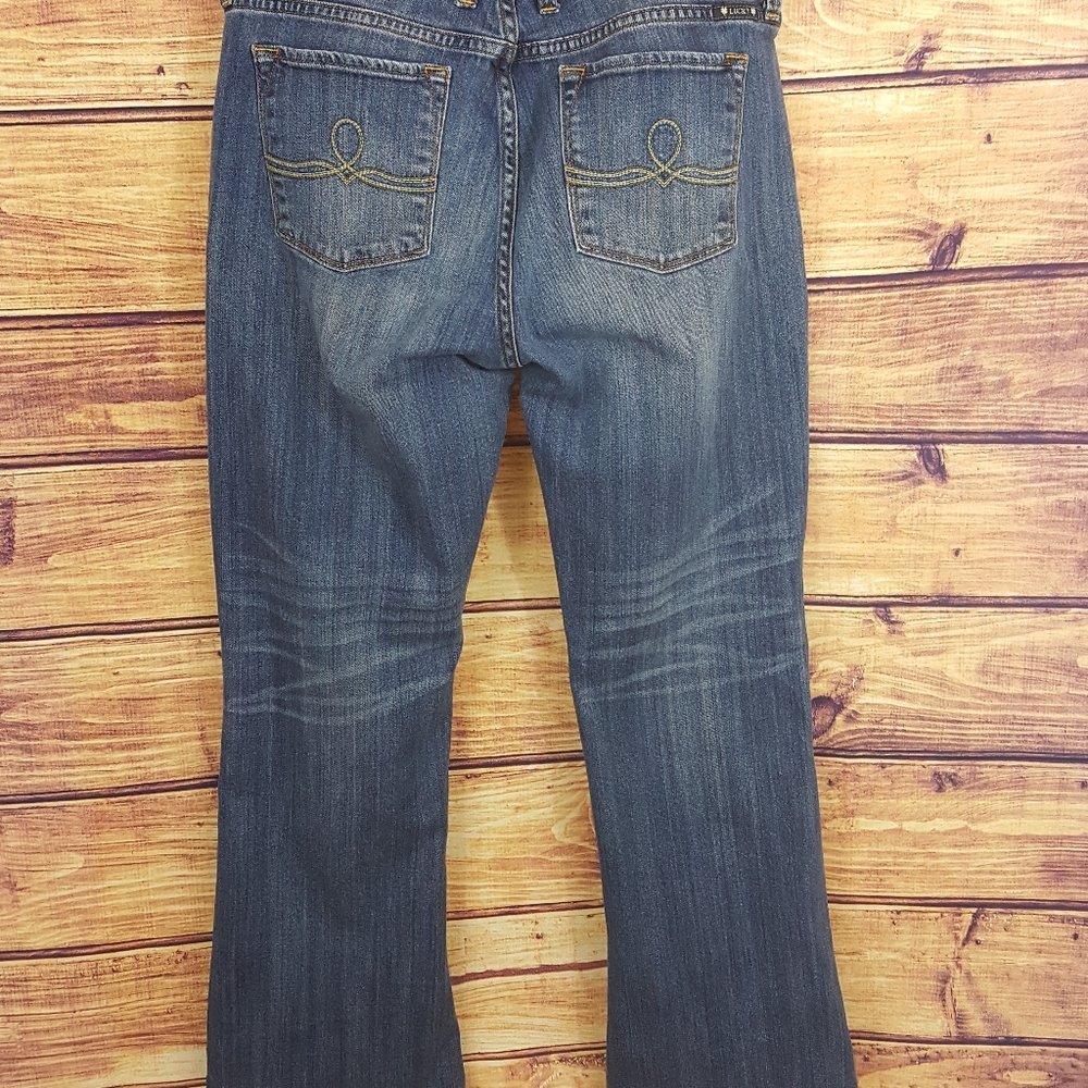 MOVING SALE!!!!*  Lucky Brand Sofia Boot jeans